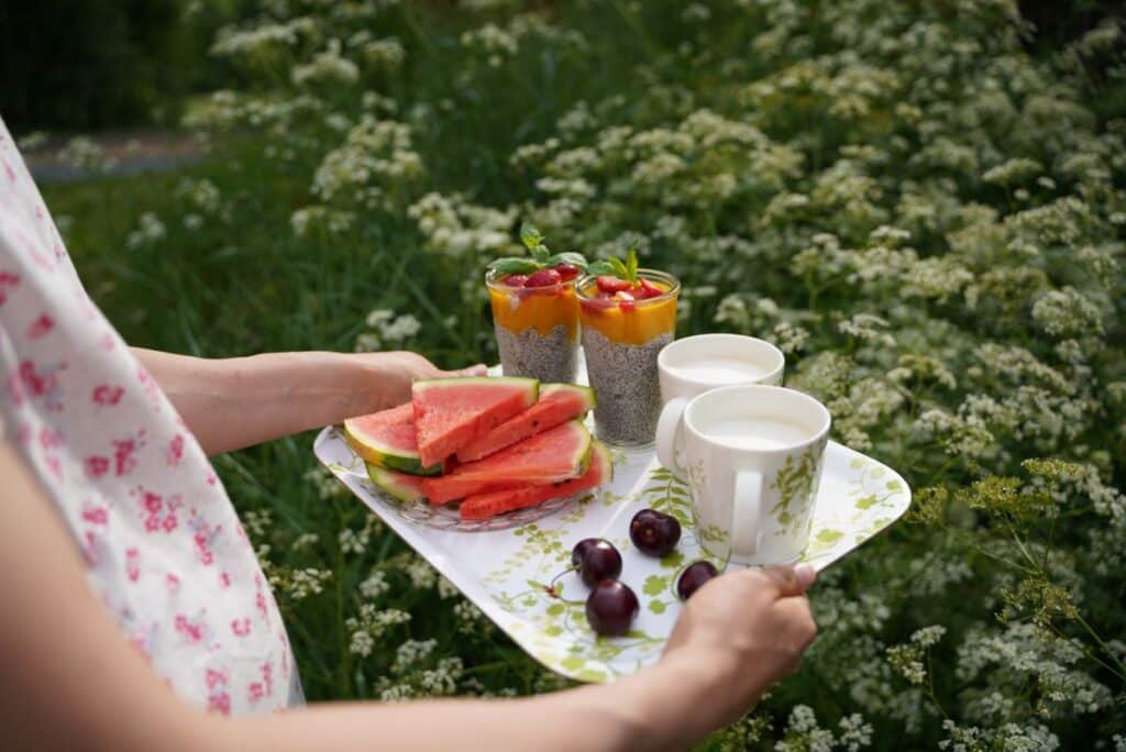 Mansikka-mango chiapudding on kesän raikkain jälkkäri