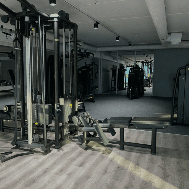 EasyFit Rajatorppa – Painopakkalaitteet