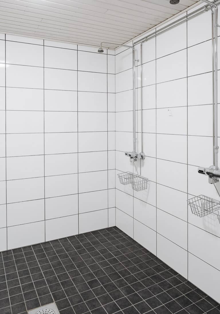 kouvola_Shower