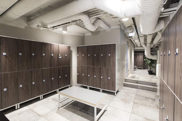 EasyFit Ruoholahti – Pukuhuonetilat