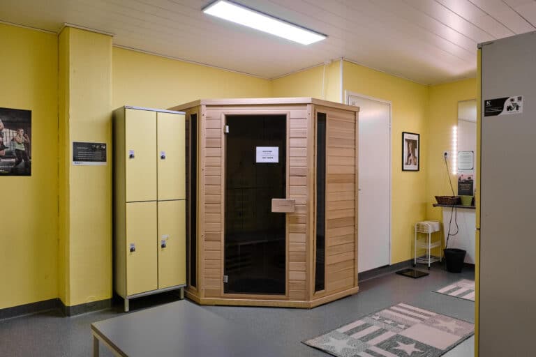savonlinna_women's_dressing_room-01