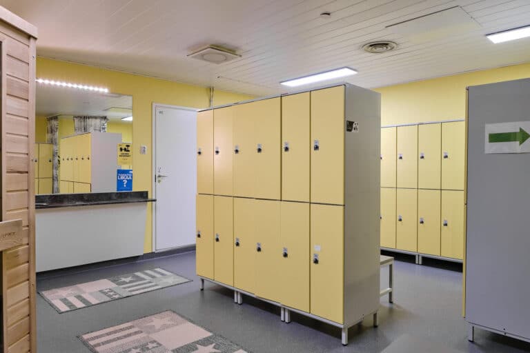 savonlinna_women's_dressing_room-03
